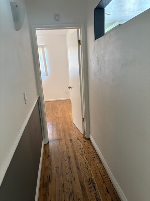 Building Photo - 10715 Helendale Ave
