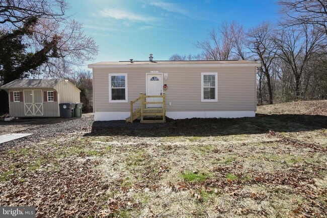 Building Photo - 312 Crystal Dr