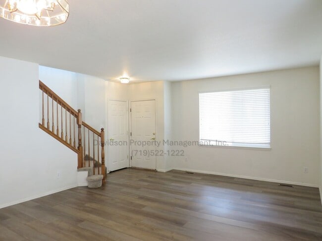 Building Photo - 6463 Jules Dr