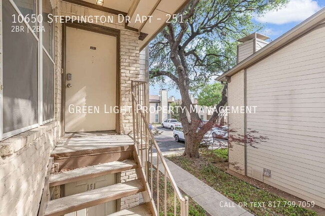 Building Photo - 10650 Steppington Dr