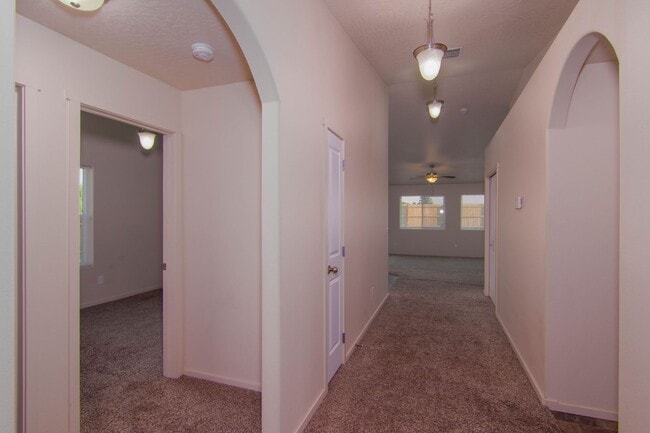 Building Photo - COMING SOON !! 4 Bed 2 bath 5 Mile Prairie newer home with open concept design