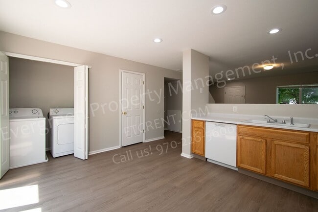 Building Photo - 3326 Warren Farm Dr