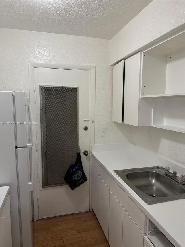 Building Photo - 16851 NE 18th Ave