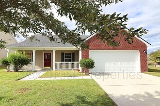Building Photo - 538 Holiday Dr