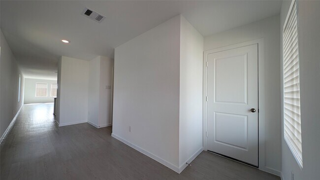 Building Photo - 21646 Cottonwood Mdws Trl
