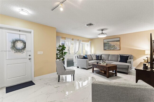 Building Photo - 11085 Neptune Dr