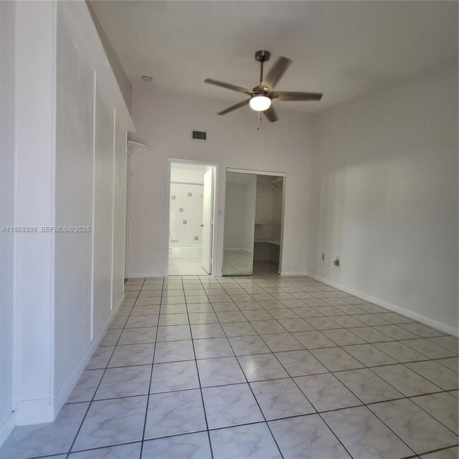 Building Photo - 3214 San Remo Cir