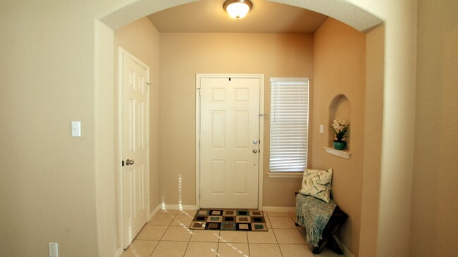 Building Photo - 197 Ferrule Dr