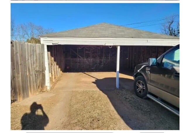 Building Photo - Cozy 1 Bed 1 Bath Duplex Near ACU