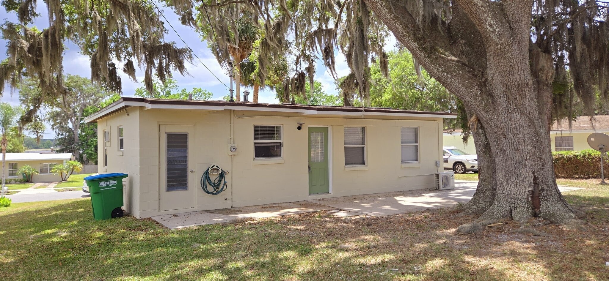 Building Photo - 1196 Fountainhead Dr
