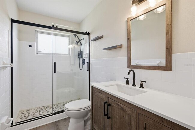 Building Photo - 2434 Australia Way E