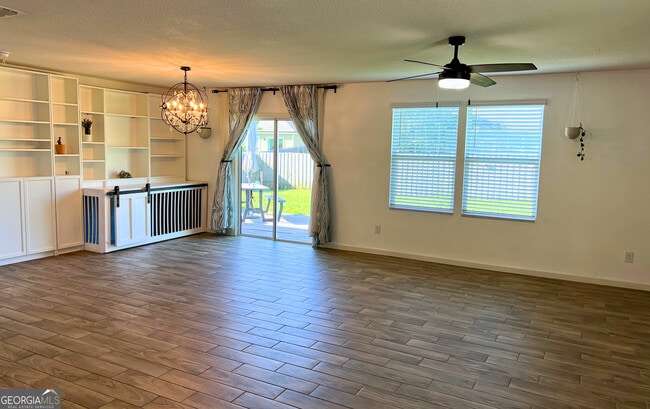 Building Photo - 204 Hayworth Ct