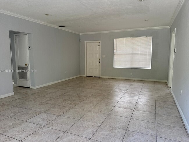 Building Photo - 16981 NE 8th Ct