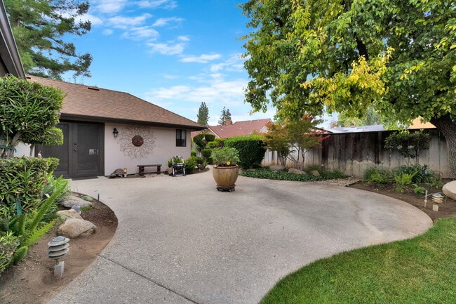 Building Photo - 1607 S Timmy Ave