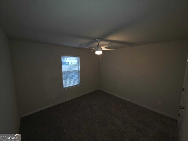 Building Photo - 180 Parkview Pl Dr