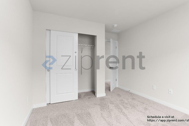 Building Photo - 8715 126th St Ct E