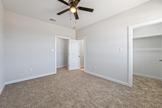Building Photo - 532 Galt Dr