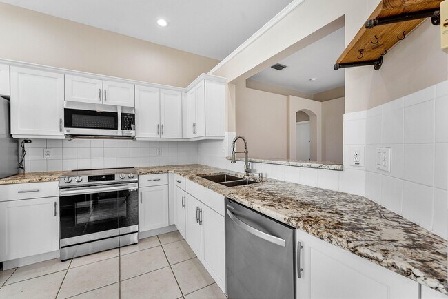 Building Photo - 4144 Manor Forest Trail