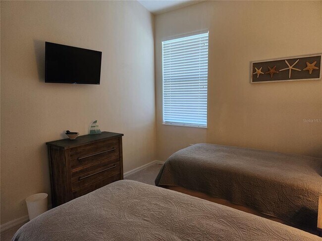 Building Photo - 6496 Rookery Cir