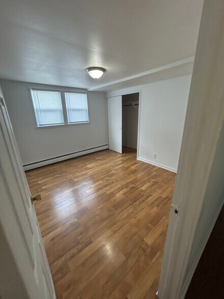 Building Photo - 1387 N Cole St
