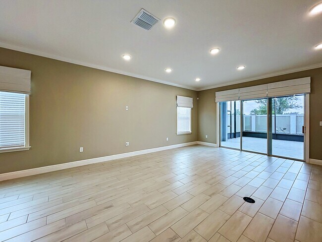 Building Photo - 11813 June Briar Loop