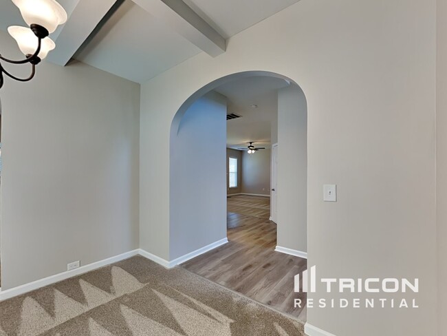 Building Photo - 9821 Braxley Way