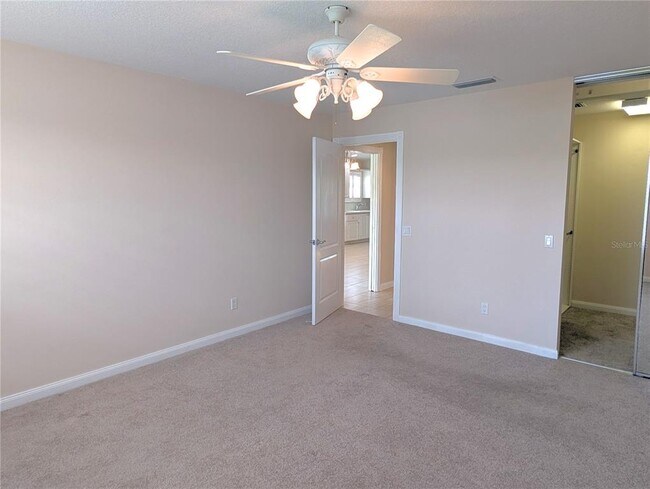 Building Photo - 5557 Avellino Pl