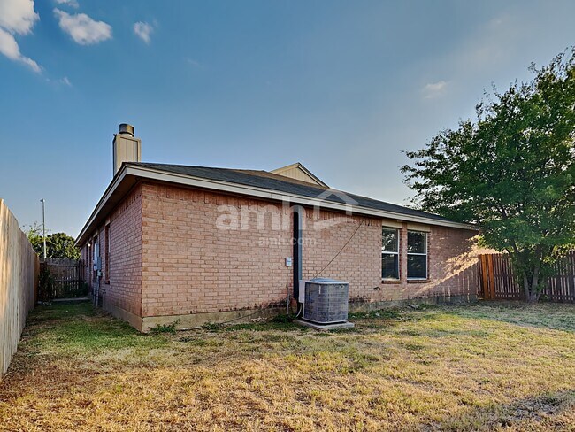 Building Photo - 4521 Quarry Cir