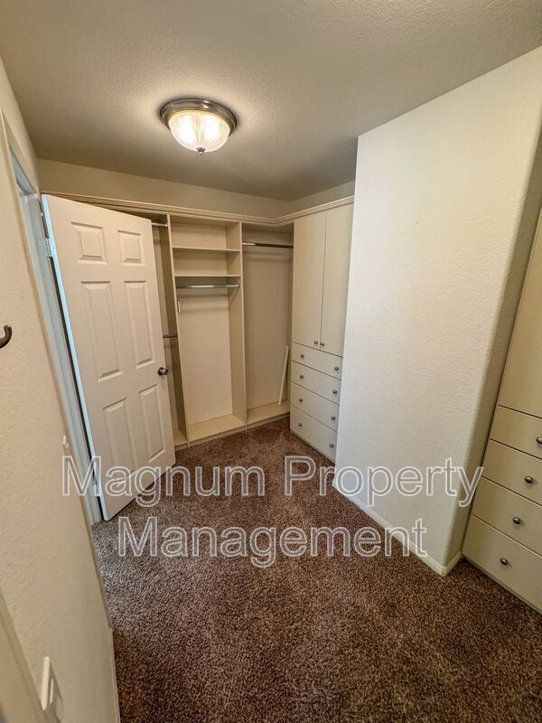 Building Photo - 31486 Pennant Ct