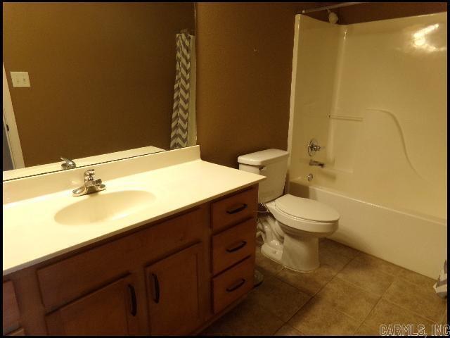 Building Photo - 13498 Alexis Dr