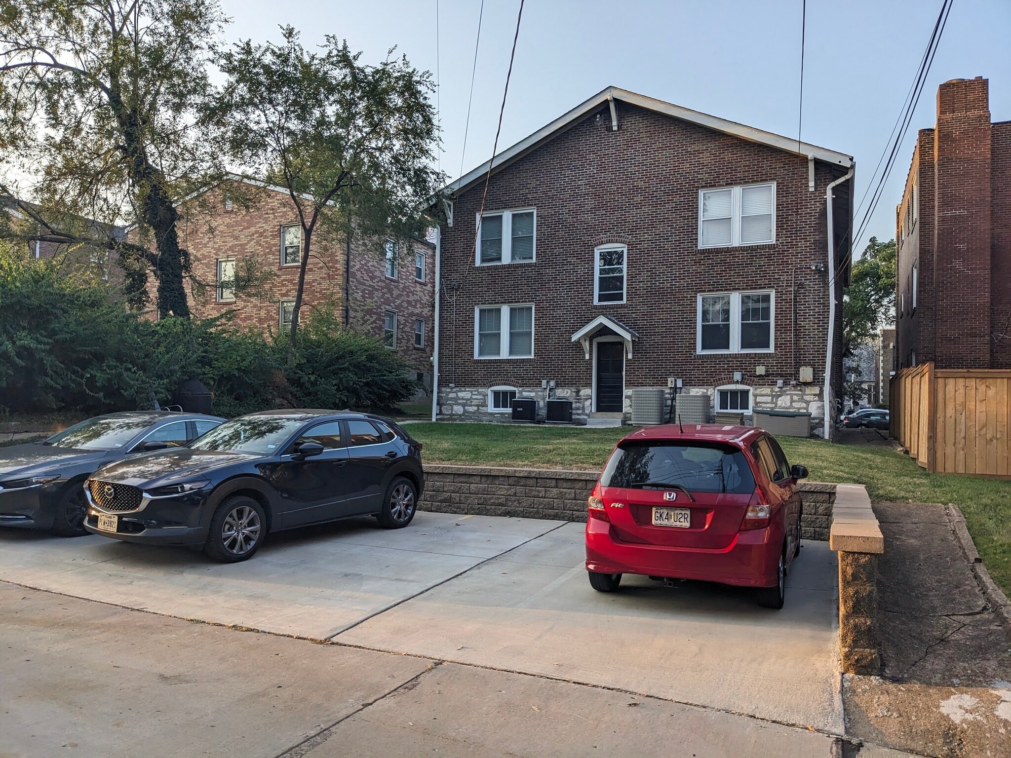 rear off street parking - 6633 Alamo Avenue