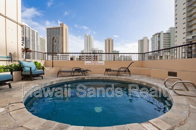 Building Photo - 320 Liliuokalani St