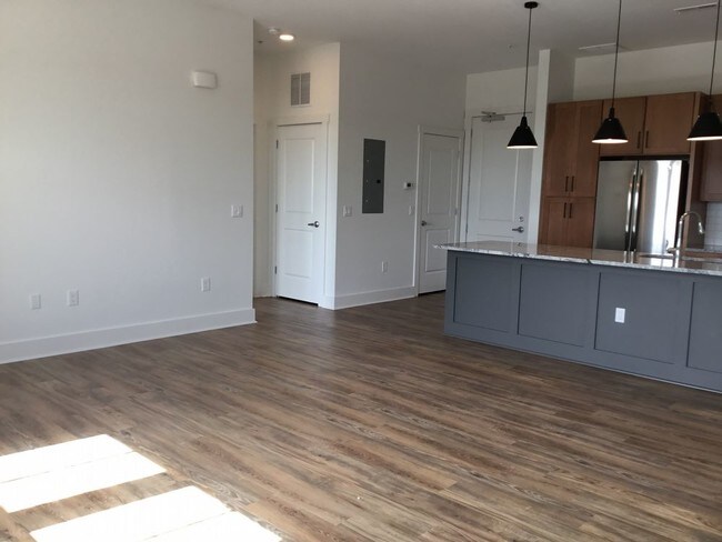 Building Photo - MV FLATS AT RIVERLIGHTS