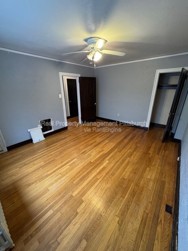 Building Photo - 4 Amherst Ave