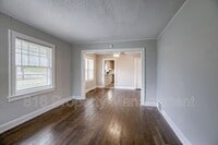 Building Photo - 3914 Jackson Ave