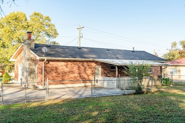 Building Photo - 106 Bluewater Dr