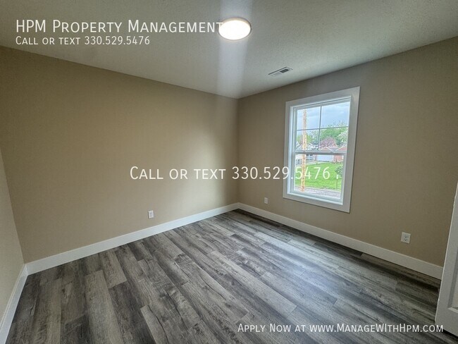 Building Photo - 5141 13th St SW