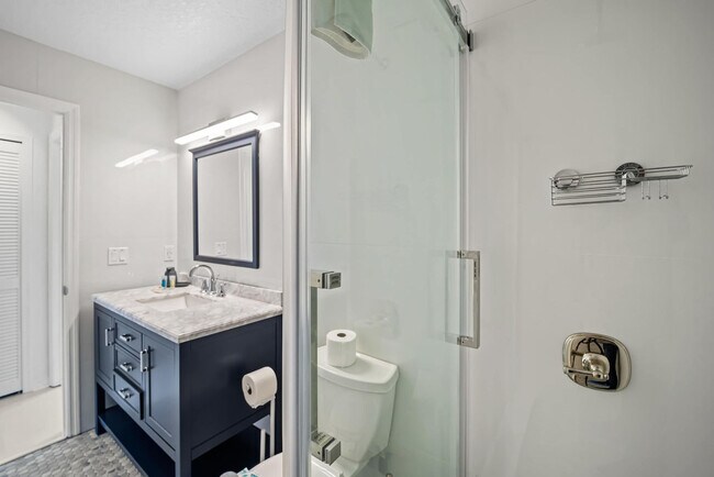 Building Photo - 129 Cimmaron Dr