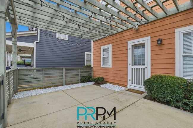 Building Photo - 208 A Anderson St