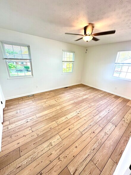 Building Photo - 7614 Pons Ln