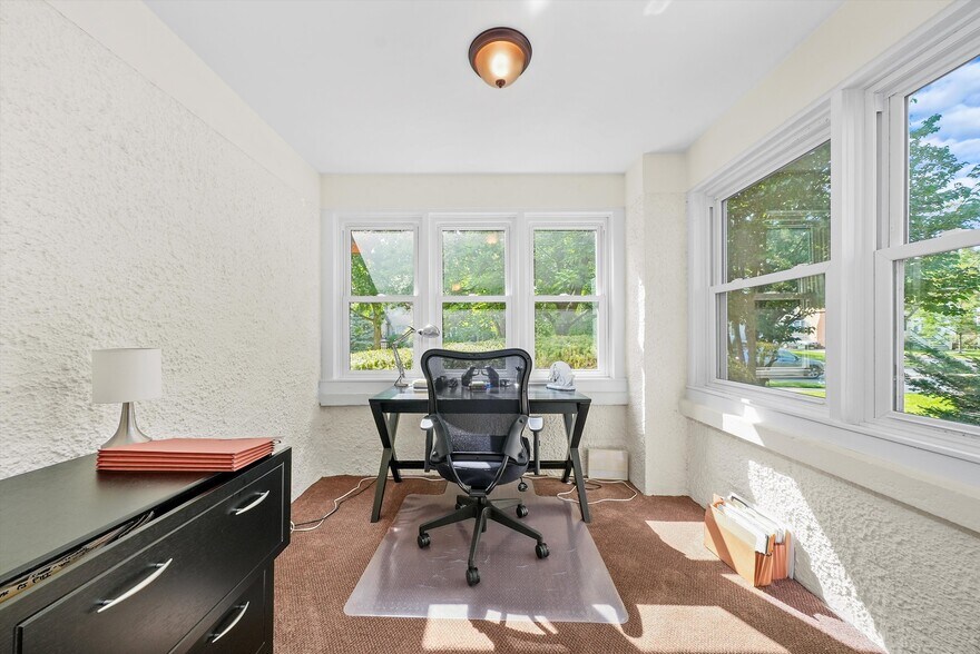 Bonus Room #2 - 153 Barrypoint Rd