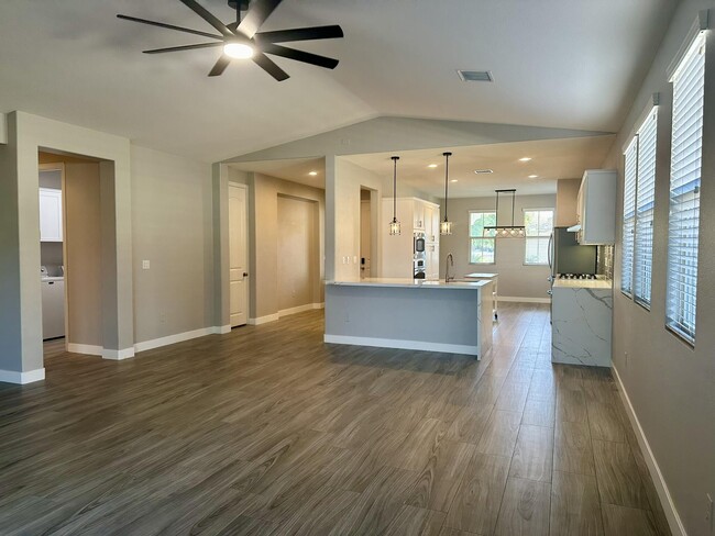 Building Photo - 51204 Mystic Tyme Dr