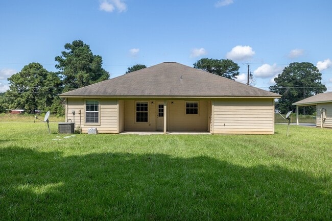 Building Photo - 80 County Rd 2269