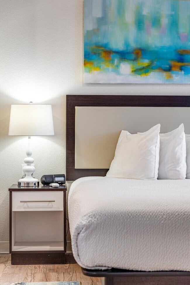 Building Photo - 11400 E Peakview Ave