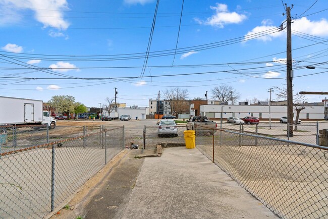 Building Photo - 229 N Patterson Park Ave