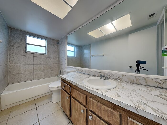 Building Photo - 4611 Frisco Cir
