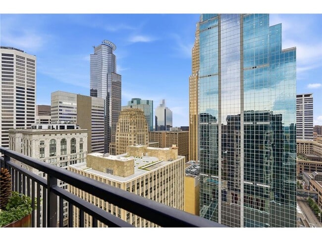 Building Photo - 497 S Marquette Ave