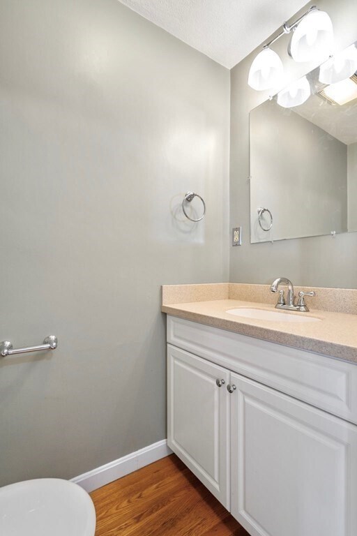 Building Photo - 33 Essex St