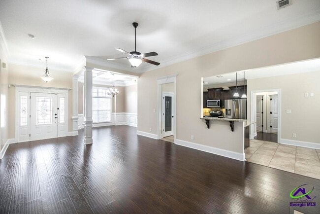 Building Photo - 103 Rushmore Pl