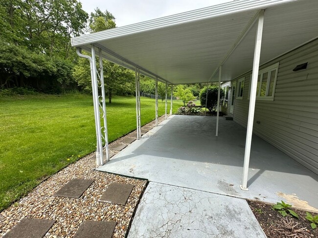 Building Photo - Fantastic Location!  Single-family house close to Upper Arlington and Riverside Hospital